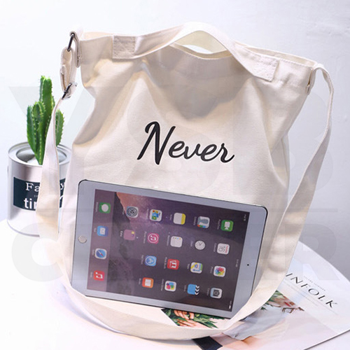 CASSA กระเป๋าผ้า กระเป๋าผ้าแคนวาส กระเป๋าสะพายข้าง Never Dreaming life Is Better สายปรับiระดับได้