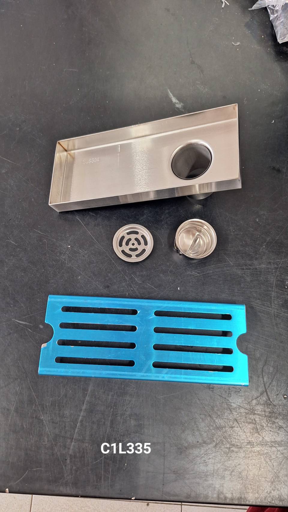 รางระบายน้ำ ตะแกรงระบาย สแตนเลส304 กันกลิ่น กันแมลง ระบายน้ำได้ดี ทำความสะอาดง่าย 80 / 100 / 120 cm