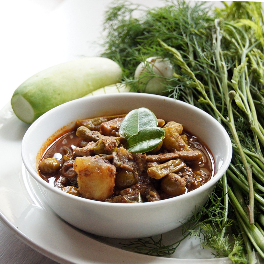 พริกแกงไตปลา ตราแม่น้อย | Tai Pla Curry Paste (Southern Thai Recipe)