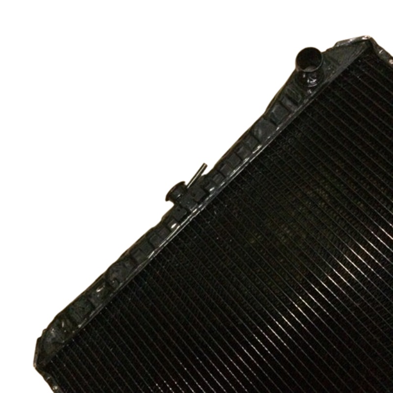 หม้อน้ำ NISSAN BIG-M(บิ๊กเอ็ม) เครื่อง 2.5cc ทุกโฉม ปี1987-1997 เกียรกระปุก (เหล็กทองแดงทั้งใบ) (O.E.M รับประกัน 6เดือน)