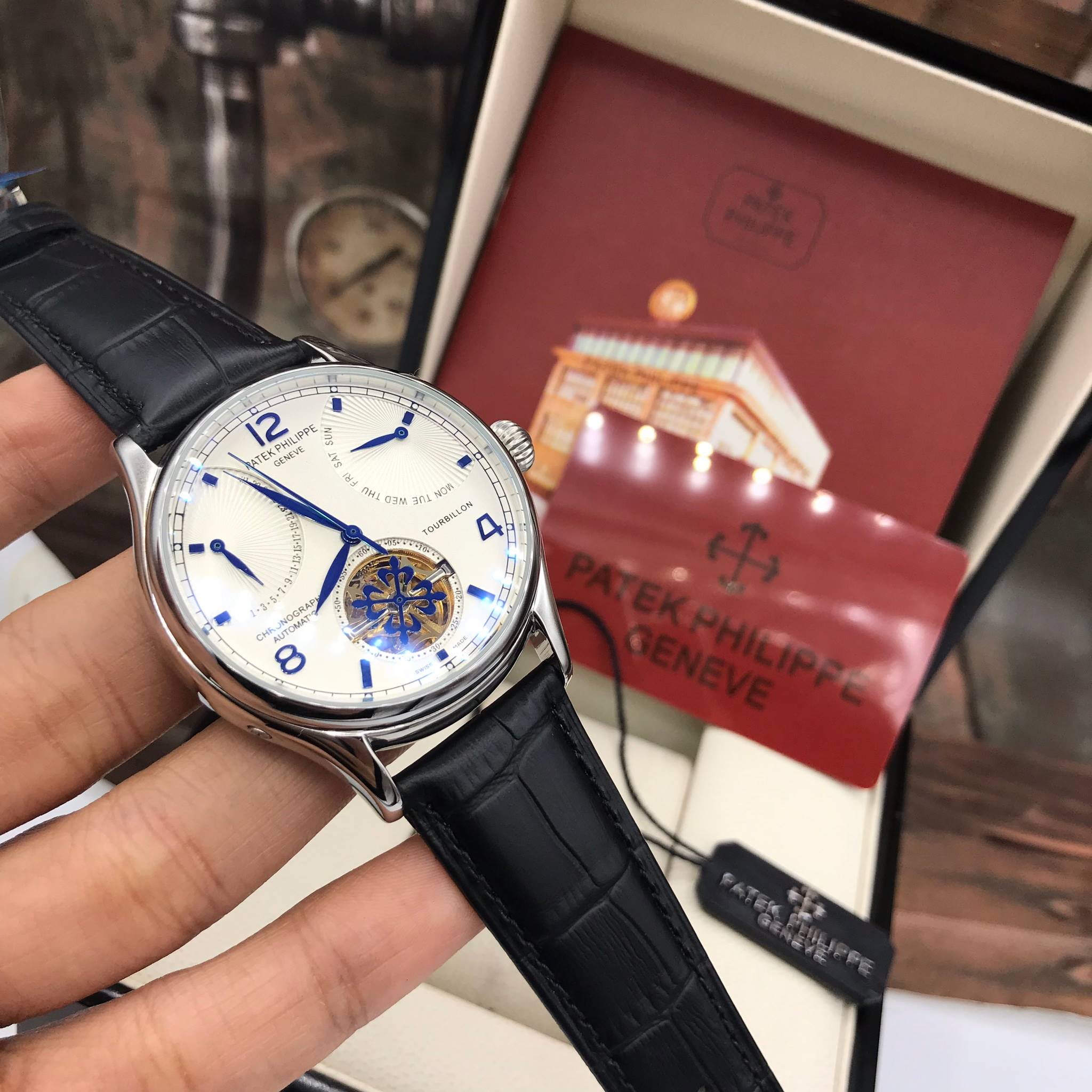 นาฬิกา Patek Philippe สีเงิน หน้าขาว งานเกรด Top Mirror Swiss สายหนังดำ