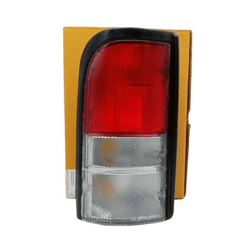 ไฟท้าย NISSAN NV(เอ็นวี) กระบะ 2สี ปี1998-2006 (งาน O.E.M เทียบห้าง) -ราคาต่อดวง-