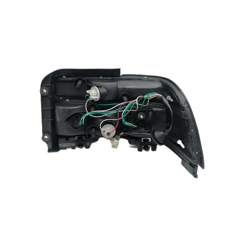 ไฟท้าย TOYOTA COROLLA(โคโรล่า) EE100/EE101-AE100/AE101 โฉมสามห่วง พร้อมขั้ว (O.E.M เทียบห้าง) (รหัส:AE101) -ราคาต่อดวง-