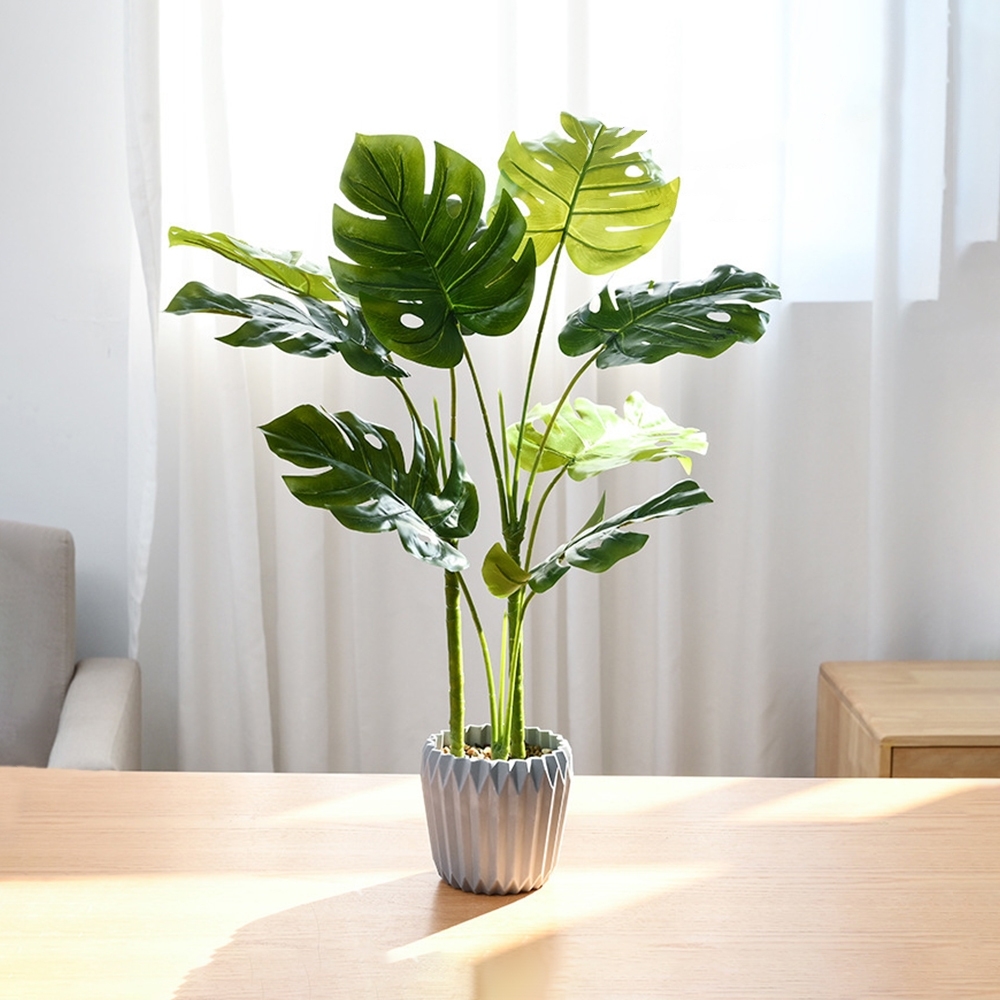 ต้นไม้ปลอม ต้นไม้ตกแต่ง สูง 72 ซม.