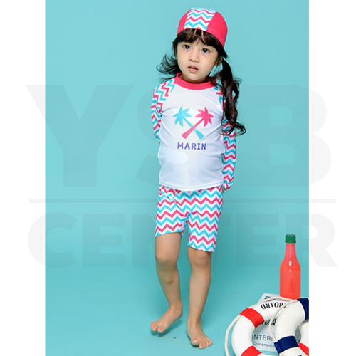 CASSA Set ชุดว่ายน้ำ 3 ชิ้น ชาย หญิง ชุดว่ายน้ำเด็กแขนยาว ขาสั้น สำหรับเด็ก ลายกราฟิก และต้นไม้ที่กลางเสื้อ