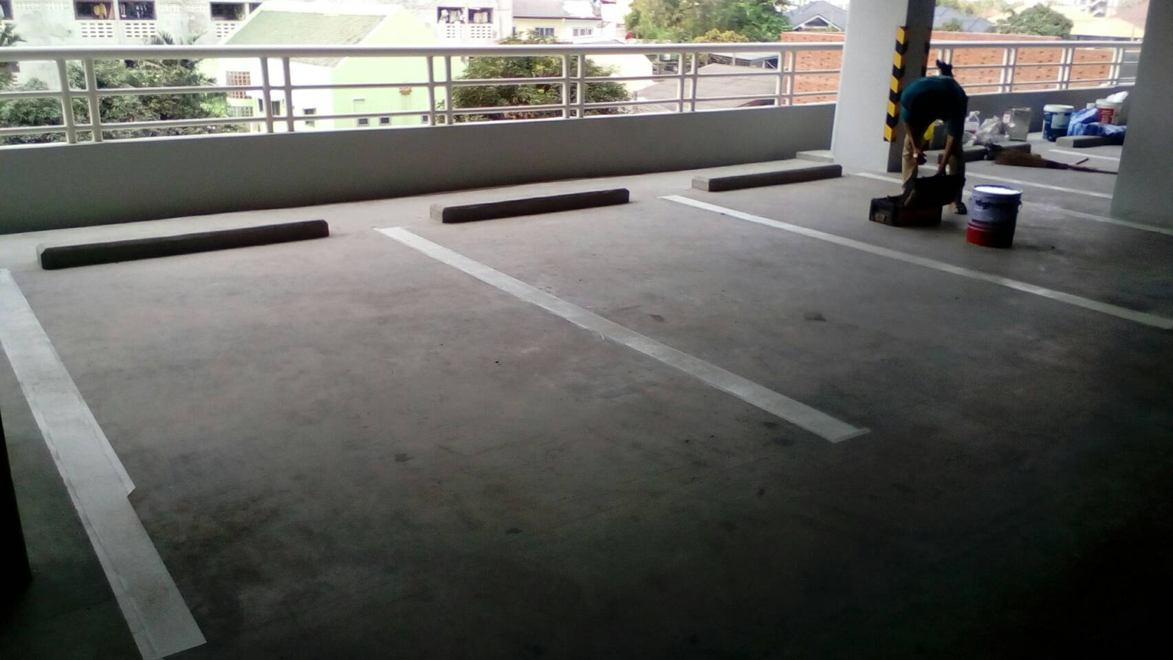 งานตีเส้นลานจอดรถในอาคารงานตีเส้นถนนตีเส้นจราจรสมุทรสาคร กาญจนบุรี ราชบุรี นครปฐม นนทบุรี จ.นนทบุรี