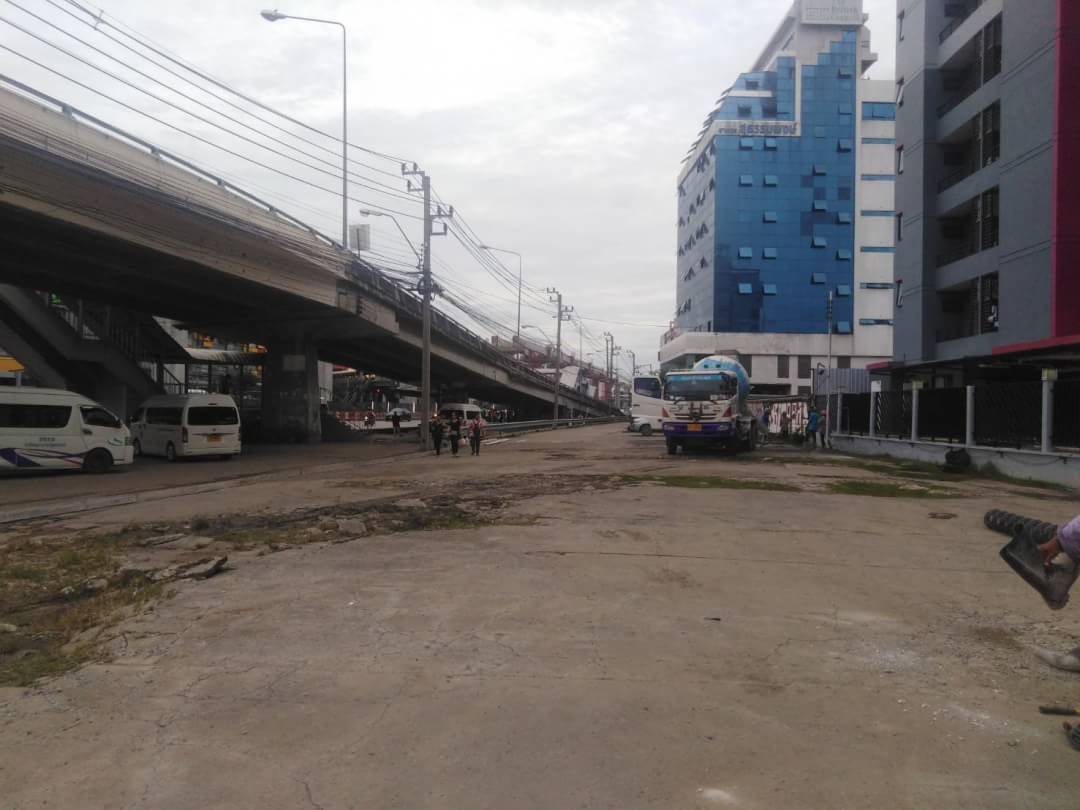 หน้างานศรีนครินทร์