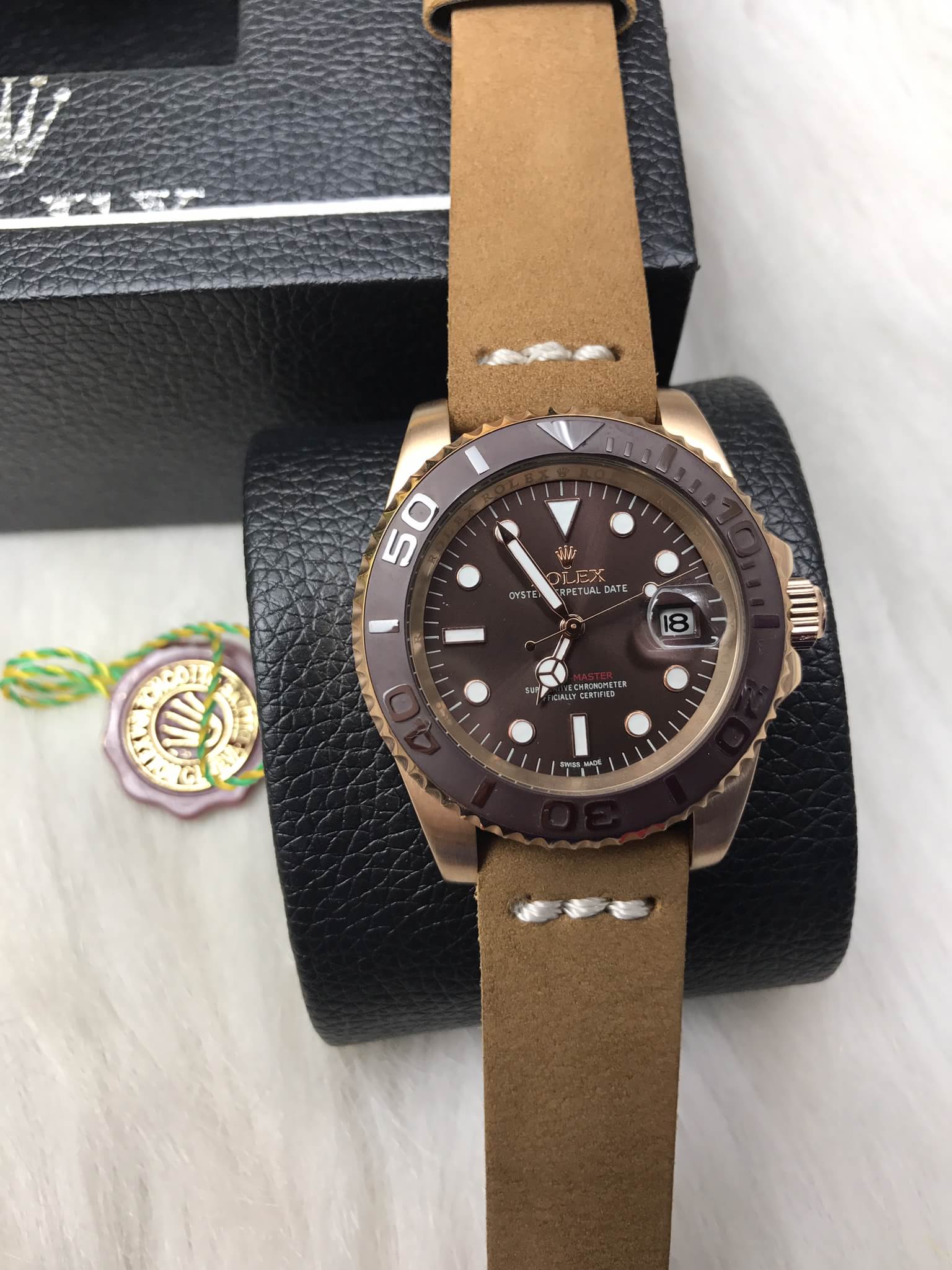 นาฬิกา Rolex รุ่น Yacht Master สี Rose Gold สายหนังแท้ เกรด Mirror Swiss