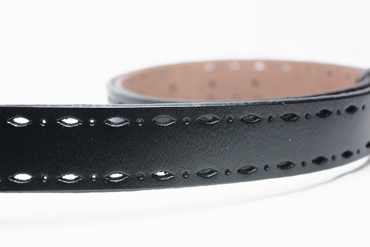 เข็มขัดหนังแท้ผู้หญิง กว้าง 2 ซม หนังสีดำมีลาย