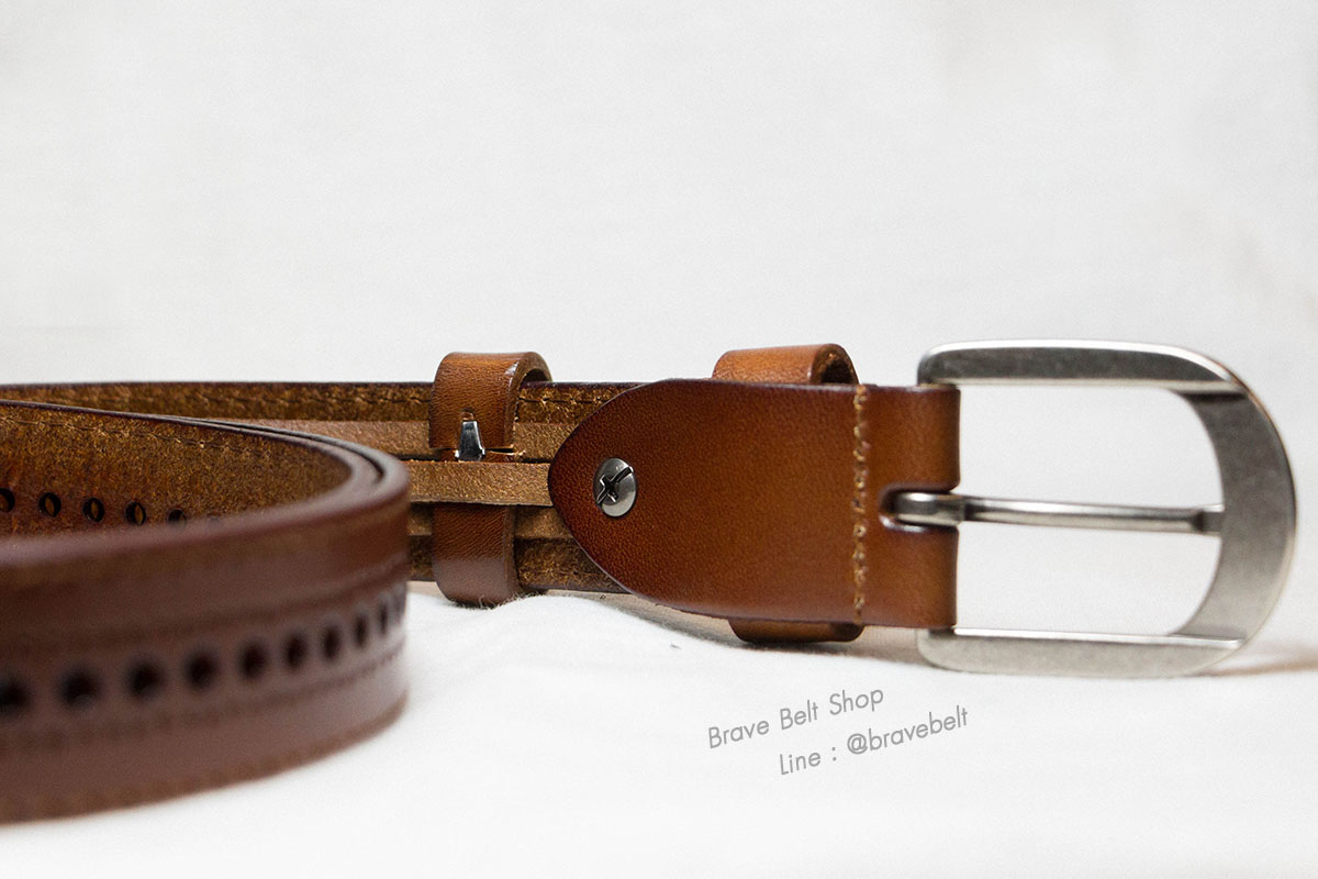 เข็มขัดหนังแท้ผู้หญิง สีน้ำตาลเข้มมีลายสายสวย