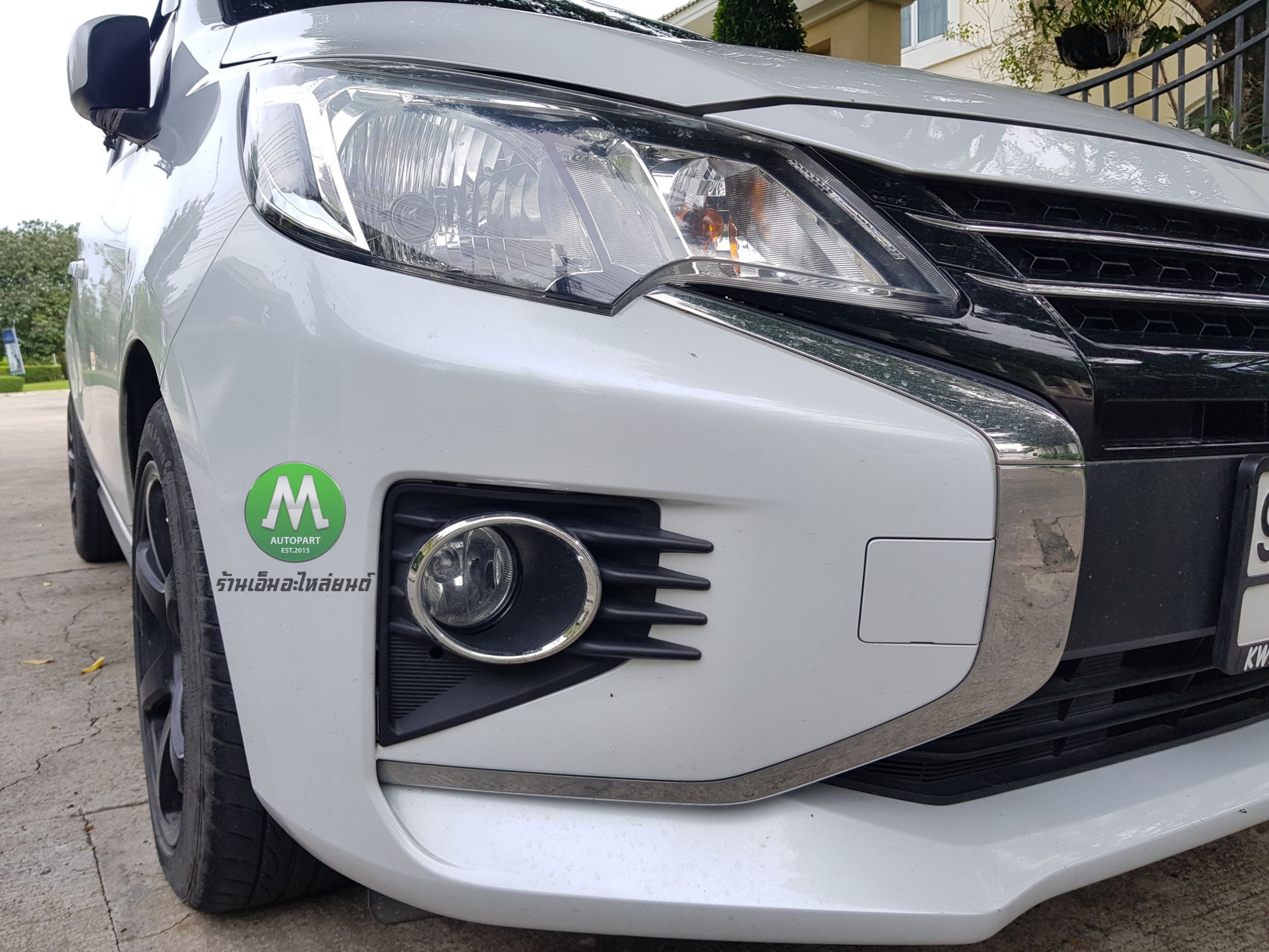 ฝาครอบไฟตัดหมอก MITSUBISHI ATTRAGE MIRAGE 2020 2021 2022 2023 1 คู่ ซ้าย ขวา มิราจ แอททราจ กรอบ เบ้าไฟ