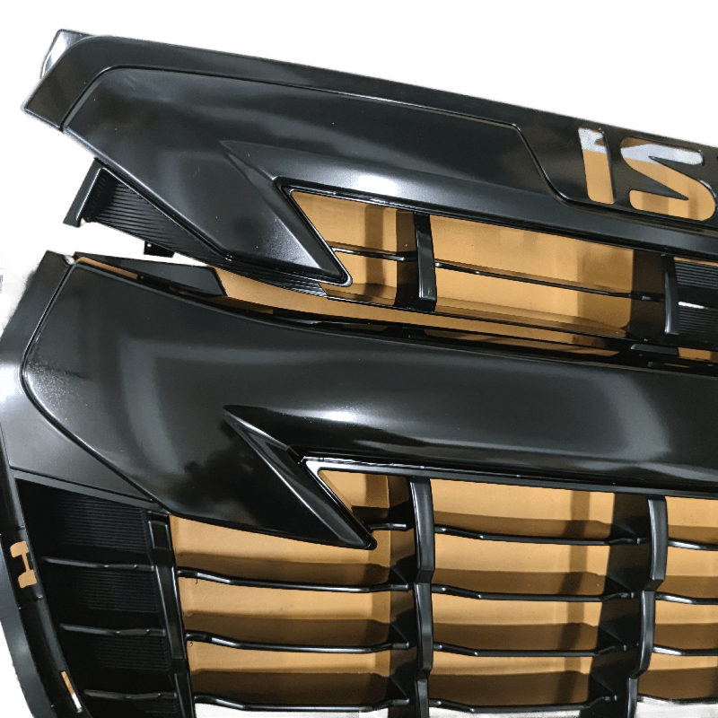 หน้ากระจัง ISUZU D-MAX(ดีแม็ก) โฉมตัวยกสูง สีดำเงา(ไปทำสีเอง) ไม่มีโลโก้ ปี2020-2021 (รหัส:V-CROSS 19-21 ดำ)