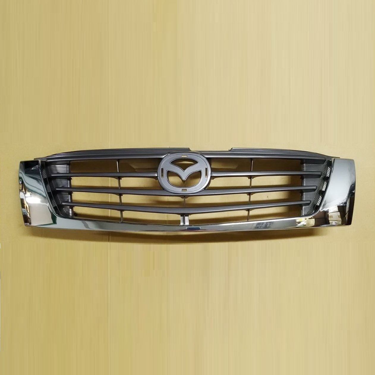 หน้ากระจัง MAZDA FIGHTER(ไฟเตอร์) โฉมที่3 ชุบโครเมียม ไม่มีโลโก้ ปี2003-2005 (รหัส:FIGHTER'02 ชุบ)