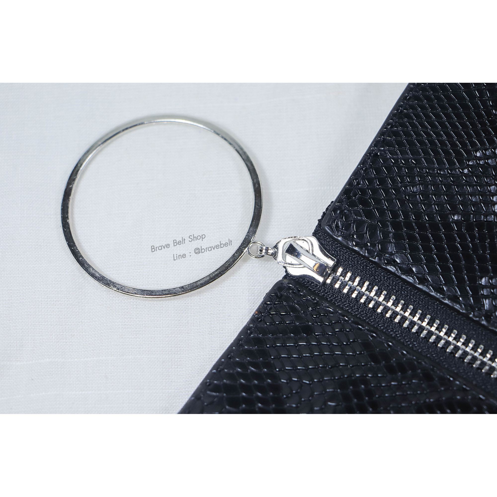 เข็มขัดเอวสูงแบบทรงหนังเงาสีดำสวยแบบยางยืด