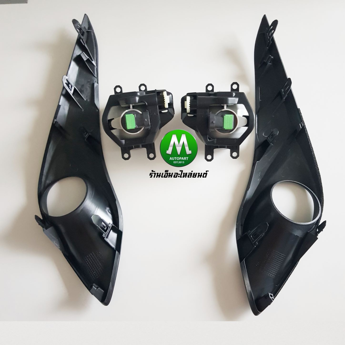ไฟตัดหมอก ไฟสปอร์ตไลท์ TOYOTA YARIS 2017 2018 2019 ATIV โคมไฟธรรมดา / โตโยต้า ยาริส (รับประกันสินค้า 3 เดือน)
