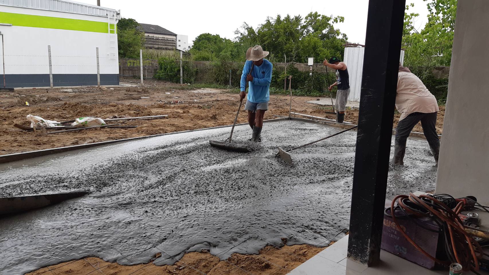 หน้างาน บางปลา ซ.2 จบสวยงาม 225 ตรม