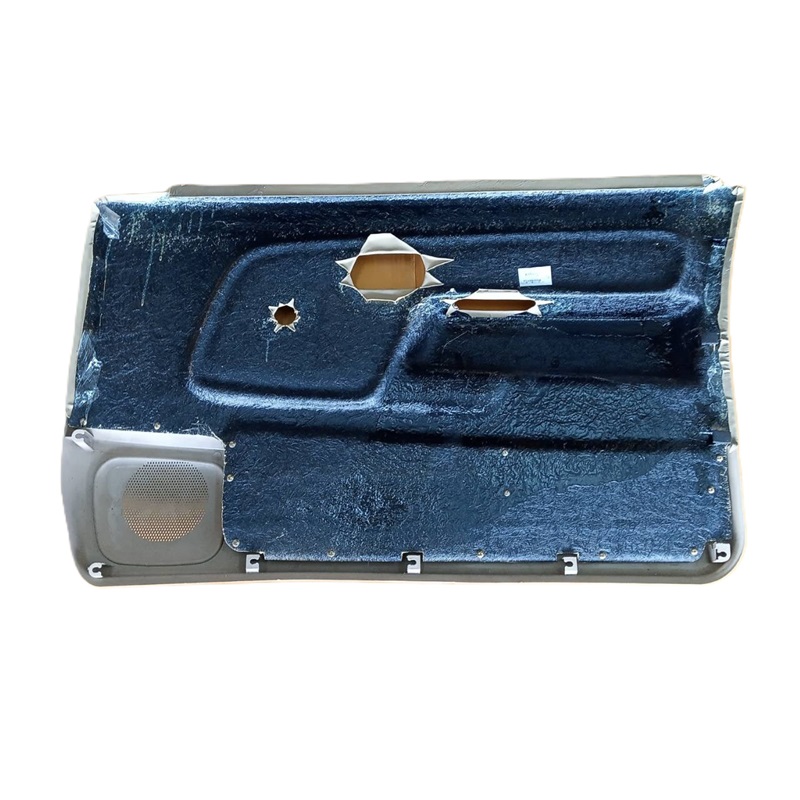 แผงนวมประตูรถยนต์ NISSAN FRONTIER(ฟอนเทียร) โฉมตาลึก/ตาเต็ม/ตาการ์ตูน รุ่นมือหมุน สีครีม ปี1998-2005 -ราคาต่อข้าง-