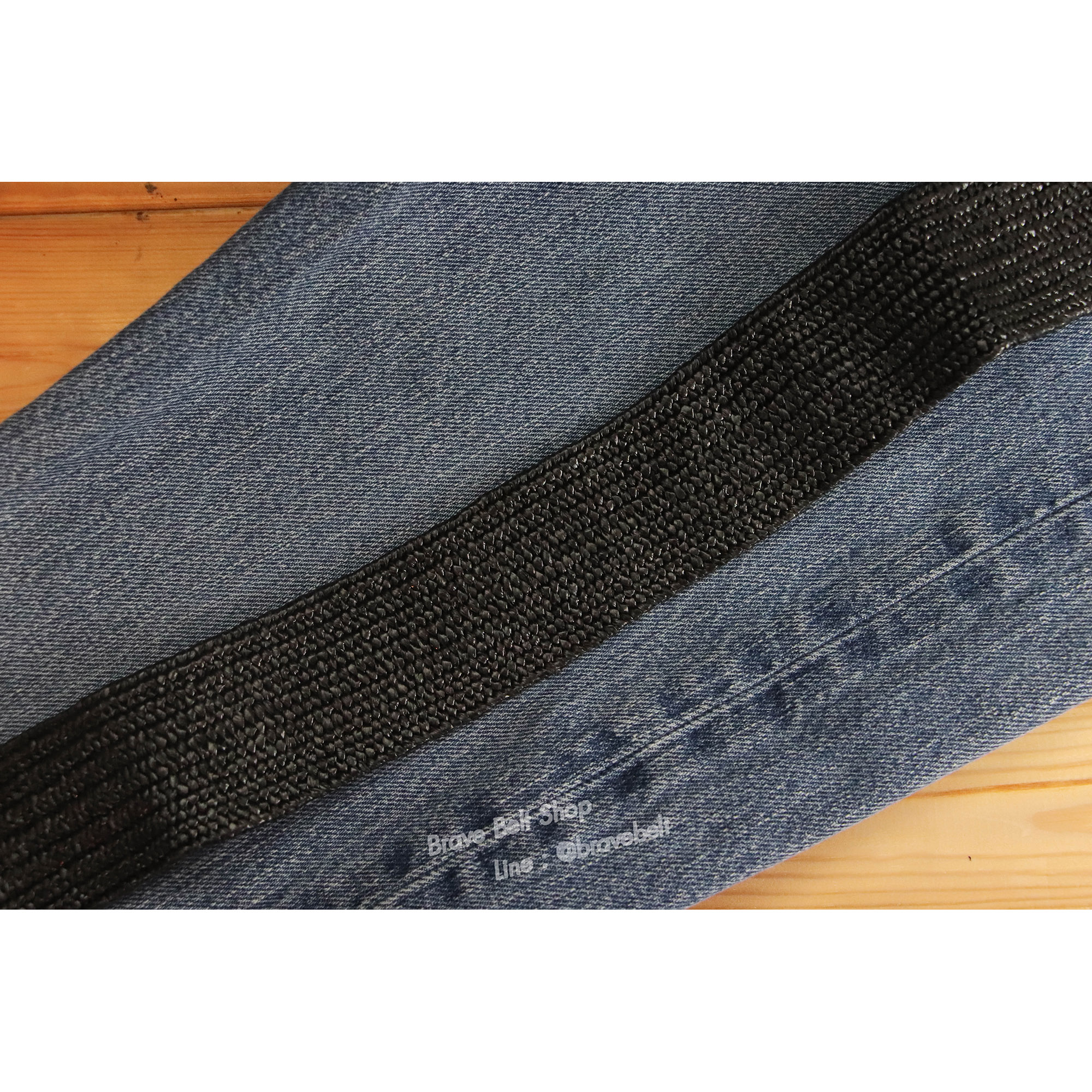 เข็มขัดสานเส้นใหญ่ผู้หญิงแบบไนล่อน