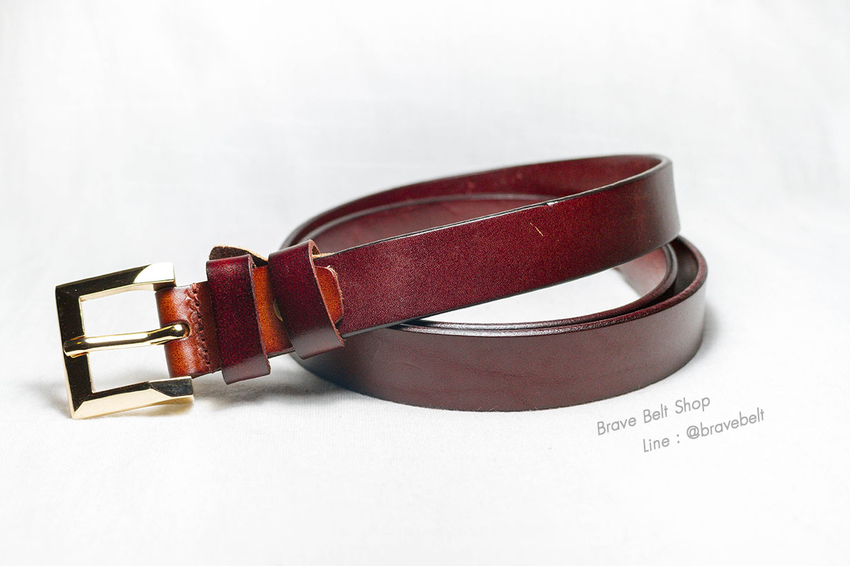 เข็มขัดหนังแท้สีเลือดหมู หัวเข็มขัดสีทองสวย