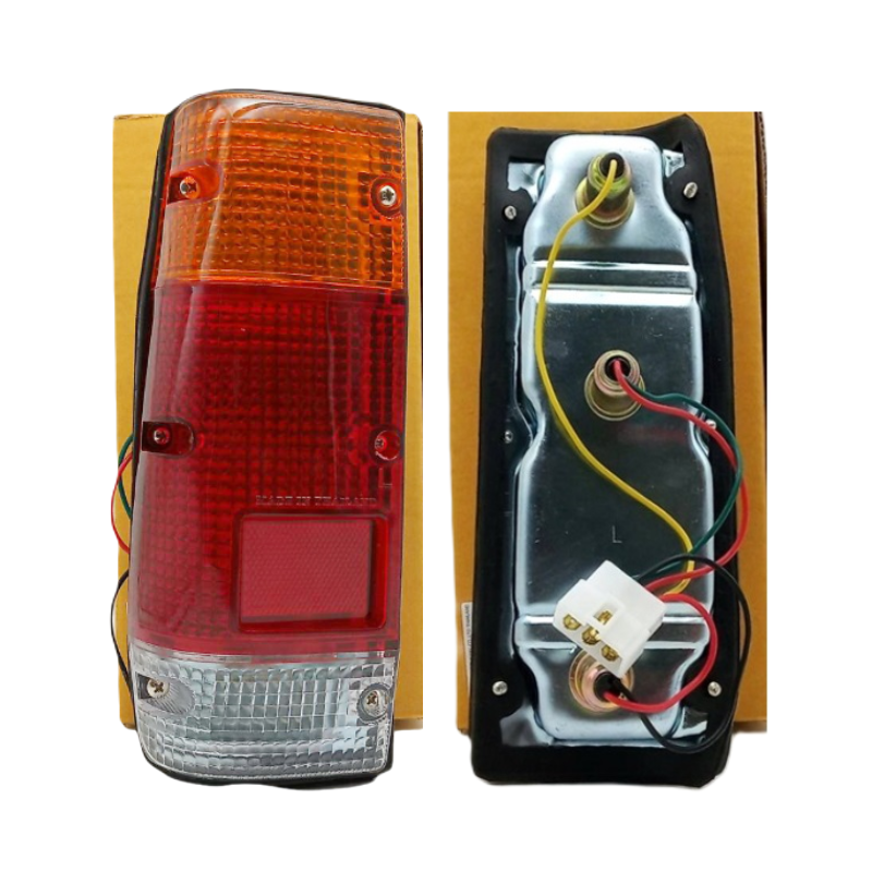 ไฟท้าย DATSUN(ดัทสัน) 720/SD22/SD23 ปี1980-1985 (งานตราเพชรเกรดห้าง) -ราคาต่อดวง-