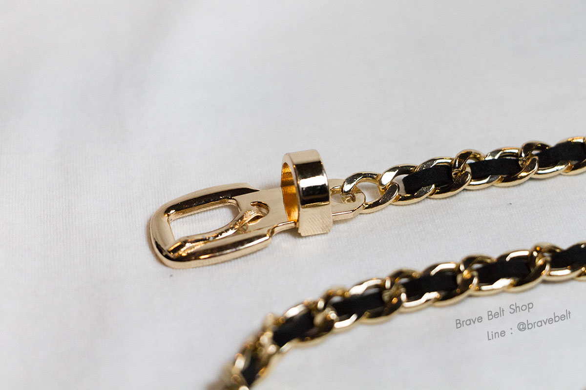 เข็มขัดสายโซ่ทรงสวย สายสีดำปลายสีทอง