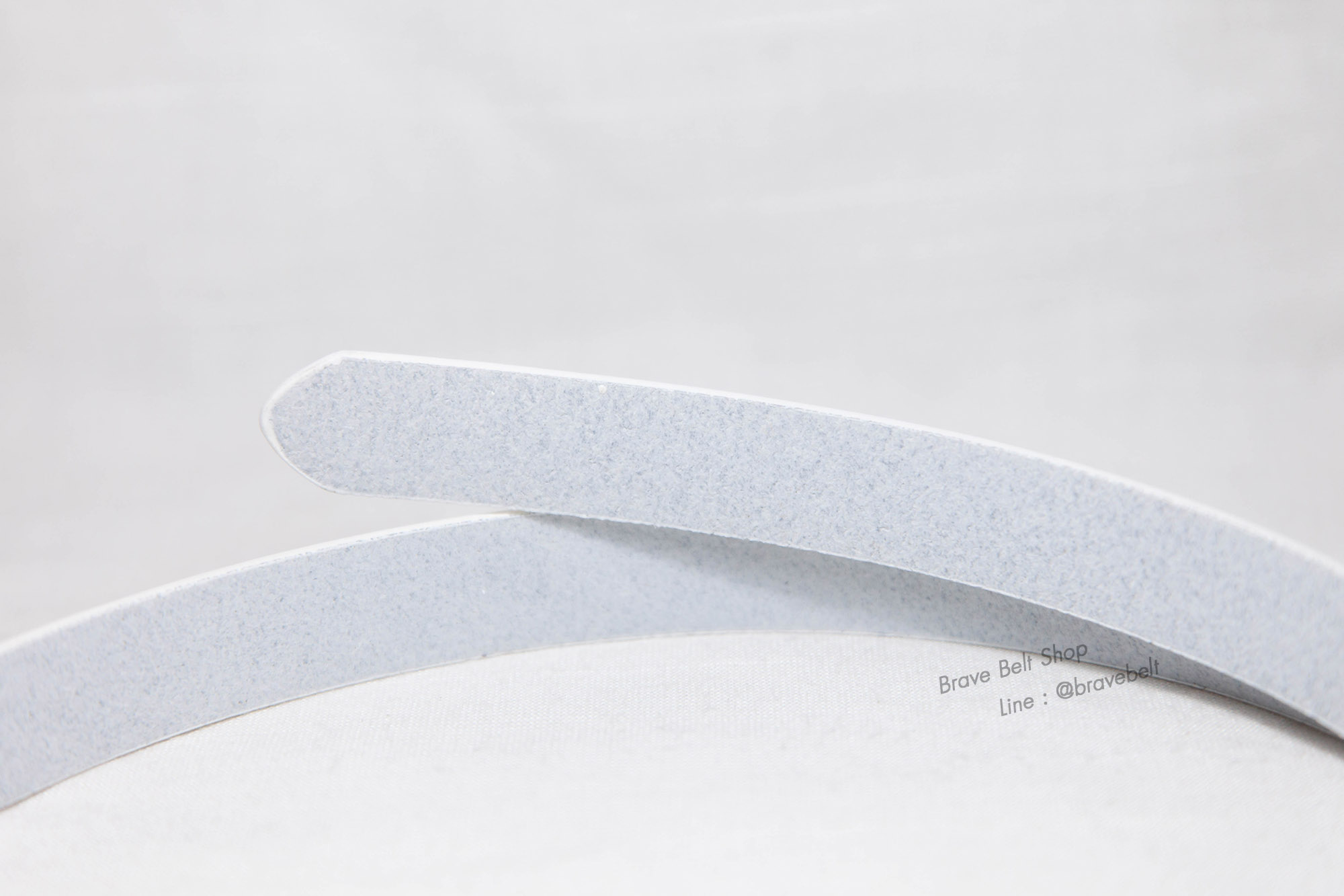 เข็มขัดสีขาวผู้หญิง แบบไม่ต้องเจาะหัว