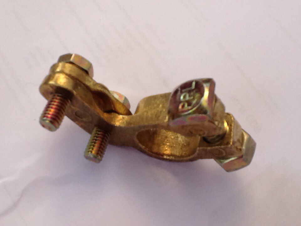 ขั้วแบตเตอรี่ ทองเหลืองแท้ บวก - ลบ Brass battery terminals คู่ละ