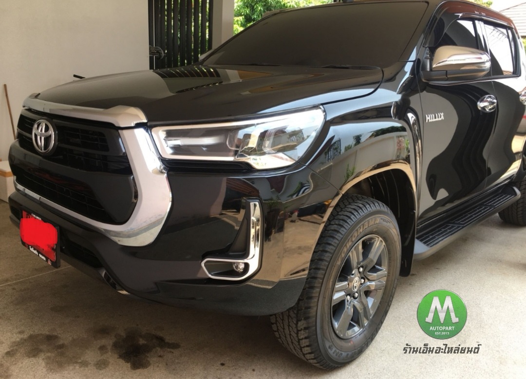 คิ้วโครเมี่ยมติดฝาครอบไฟตัดหมอก Toyota Revo 2020 2021 2022 2023 2WD 1 คู่ ซ้าย ขวา