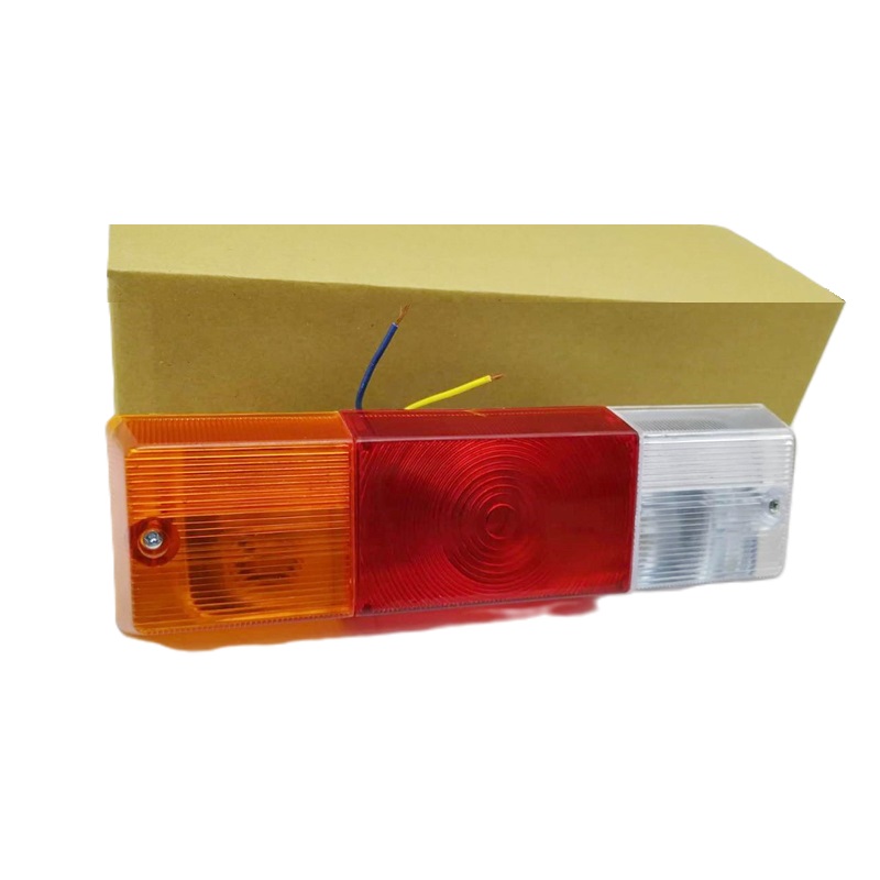 ไฟท้าย DATSUN(ดัทสัน) 520/521 3สี ตรงรุ่น ไม่มีซ้าย-ขวา ใส่ได้หมด (งานoem เทียบห้าง) -ราคาต่อดวง-