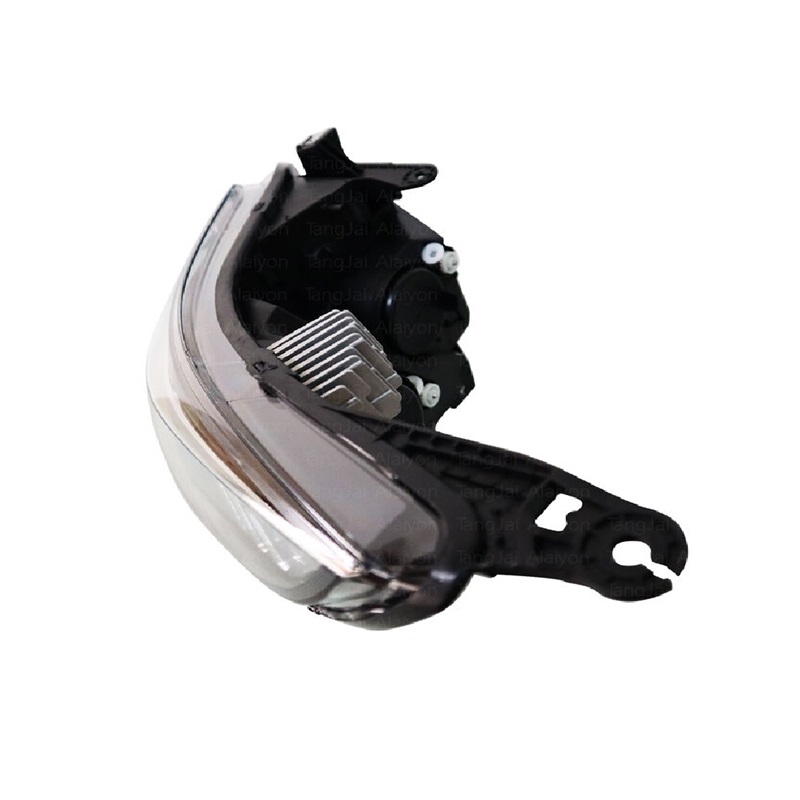 ไฟหน้า CHEVROLET COLORADO Z71(MY18) คิ้วในชุบ มีไฟ LED (DRL) ปี2017-2022 (งานO.E.M เทียบห้าง) -ราคาต่อดวง-