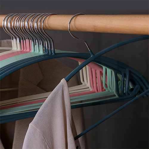 ไม้แขวนเสื้อกันลื่น ไม้แขวนรักษาทรง สไตล์นอร์ดิก แพค 5 ชิ้น