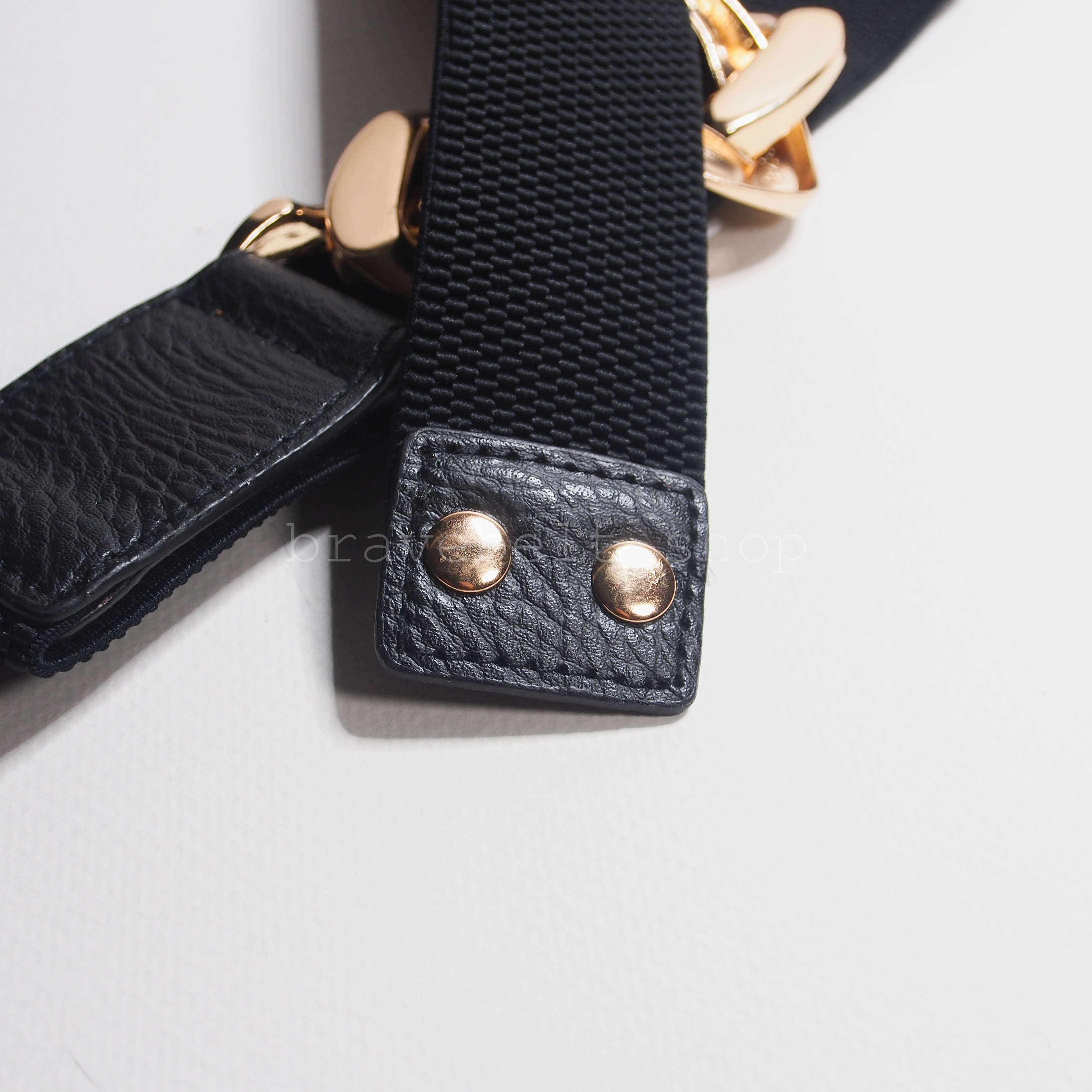 เข็มขัดแฟชั่นผู้หญิงสายโซ่แบบยางยืด ปรับยางยืดได้ตามขนาดเอว