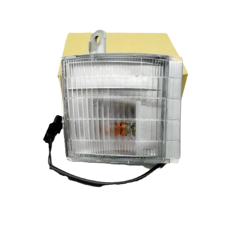 ไฟมุม MITSUBISHI CANTER(แคนเตอร์)110 มุมขาว พร้อมขั้ว+หลอด ปี1994 (งานแท้LUCID) -ราคาต่อดวง-