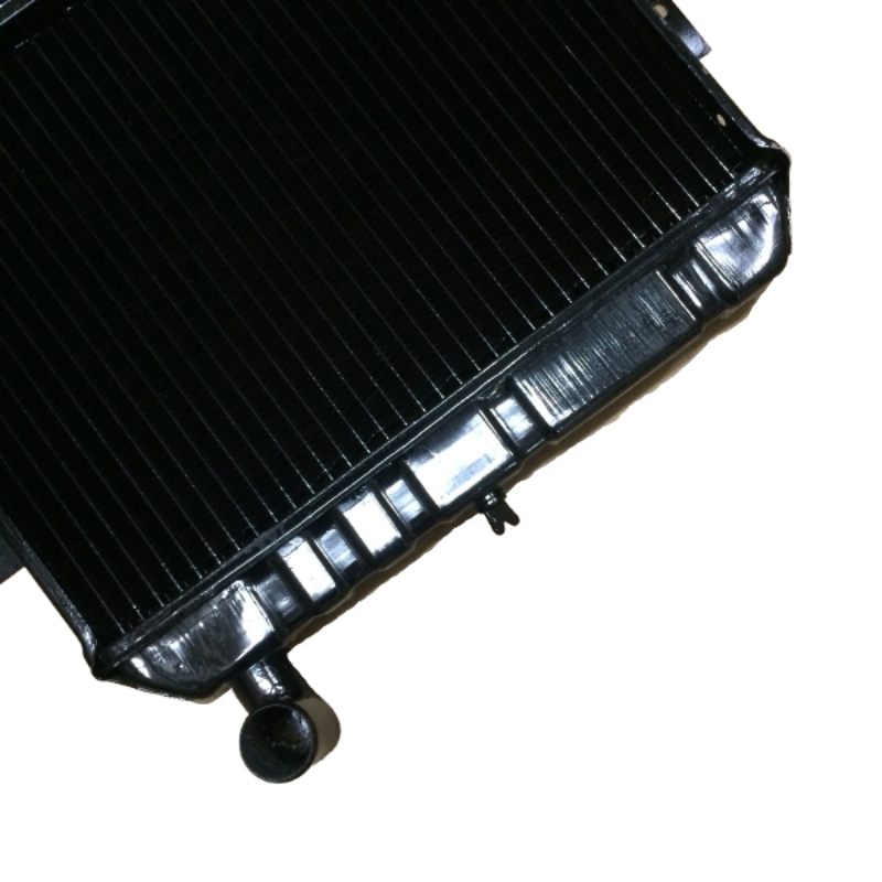 หม้อน้ำ MAZDA FAMILIA(แฟมิลี่) M1300 เท่านั้น เกียรกระปุก (เหล็กทองแดงทั้งใบ) (O.E.M ประกัน 6เดือน)