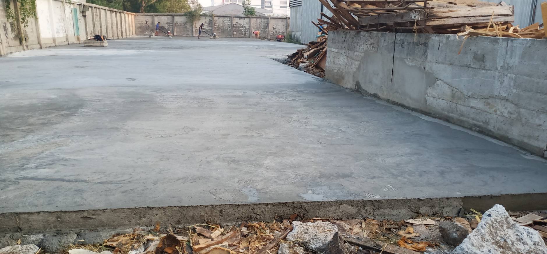 หน้างานบางเสาธง 660 ตรม.