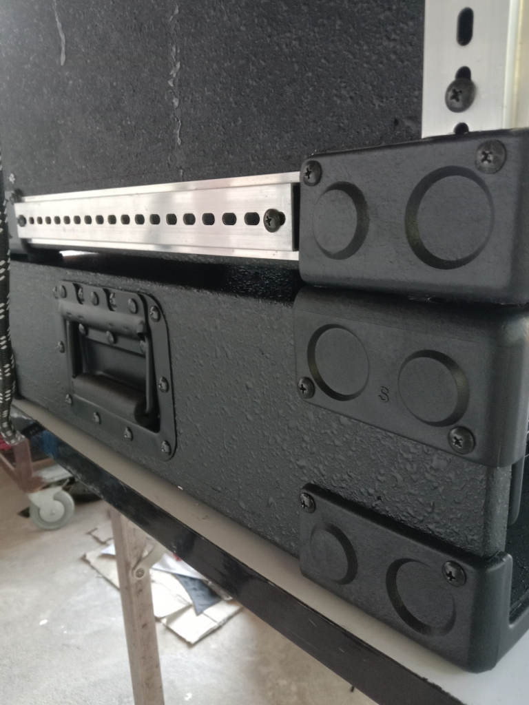 60 ชิ้น TH # 10 x 1/2" (4.6 x 13 มิล ) สกรูเกลียวปล่อยชุปดำ หัวร่มแฉก Truss Head Self Tapping Screw black