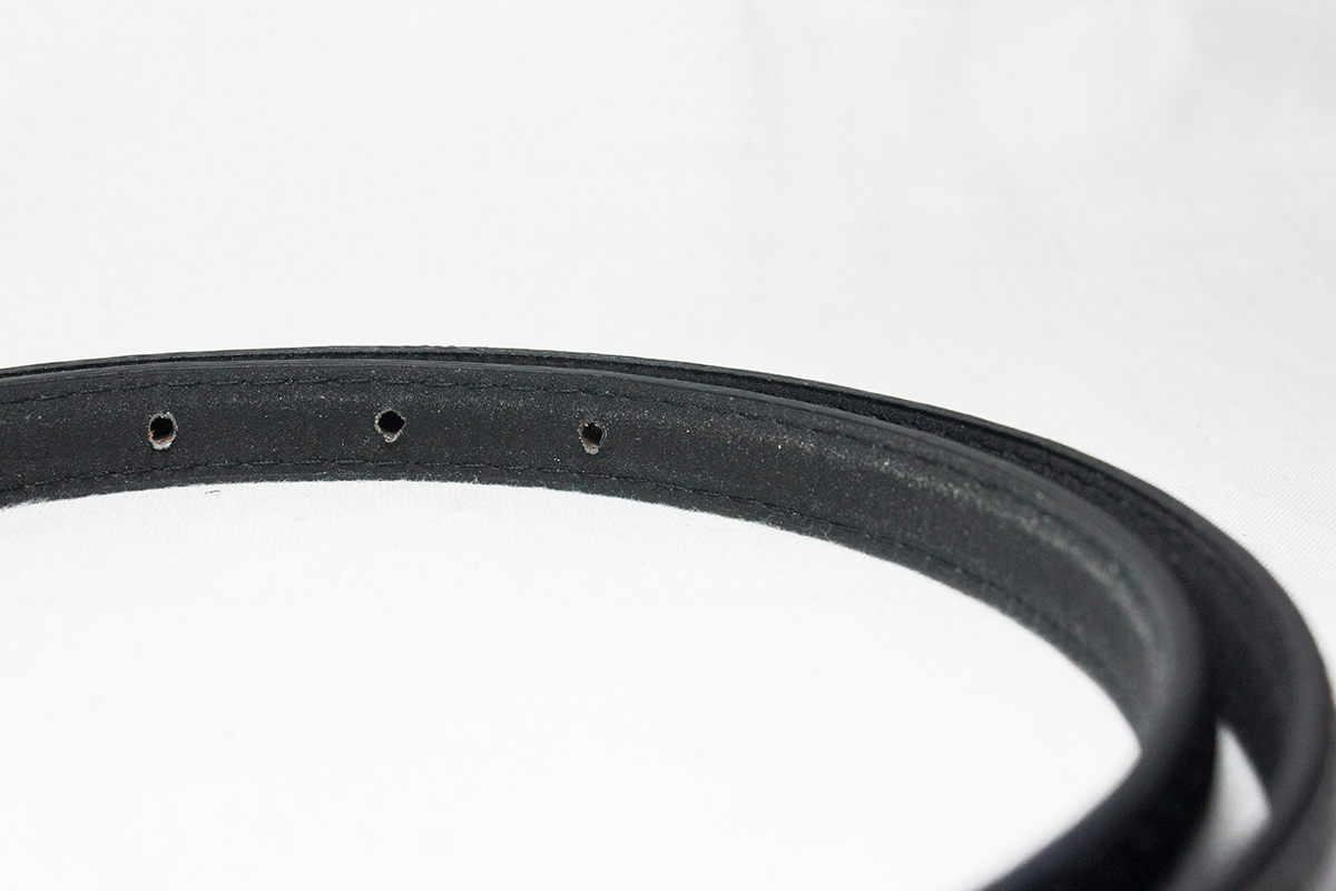 เข็มขัดหนังแฟชั่นผู้หญิงหนังสีดำ