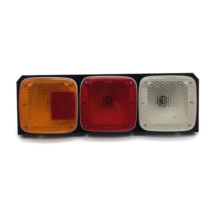 ไฟท้าย HINO(ฮีโน่) KT แบบ 3ตอน 24v. ขอบเหล็กหนา (งาน O.E.M เทียบห้าง) -ราคาต่อดวง-