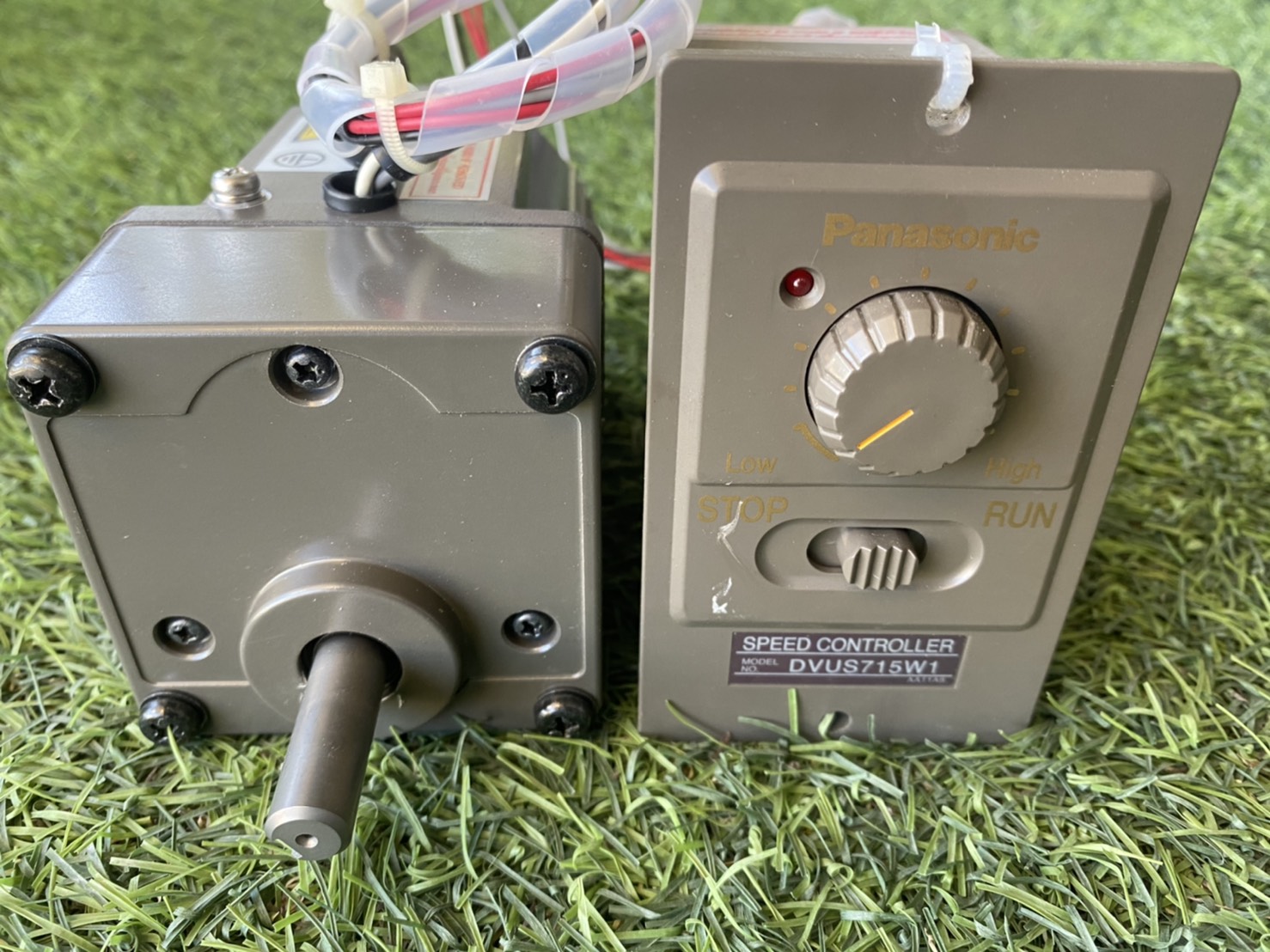 Panasonic มอเตอร์เกียร์ M71X15GD4W2 220V 15W 4P อัตราทด 1:18 พร้อมกล่องปรับสปีต (มือ2)