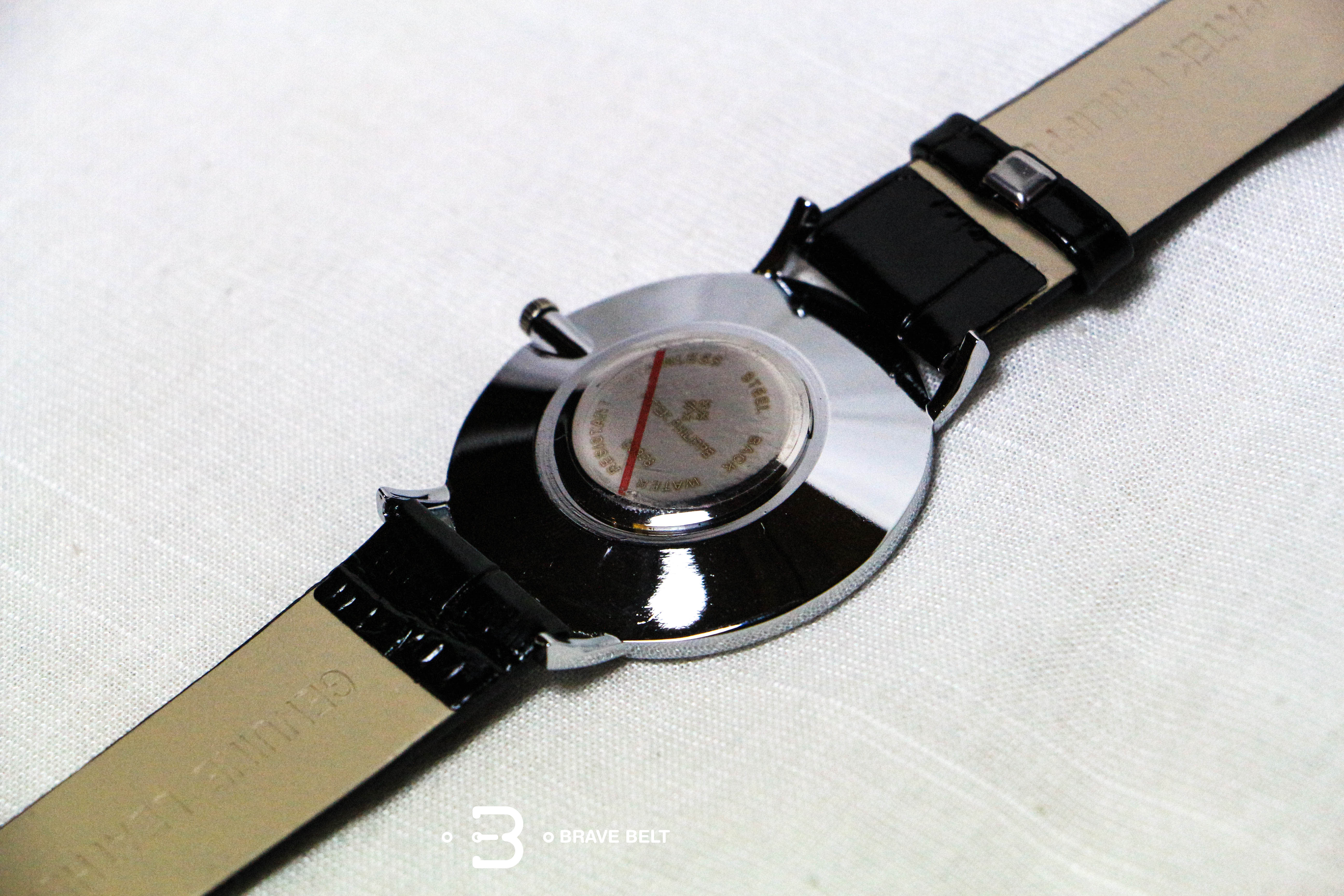 นาฬิกา patek philippe หน้าปัดทอง เลขโรมัน ขอบสีเงิน