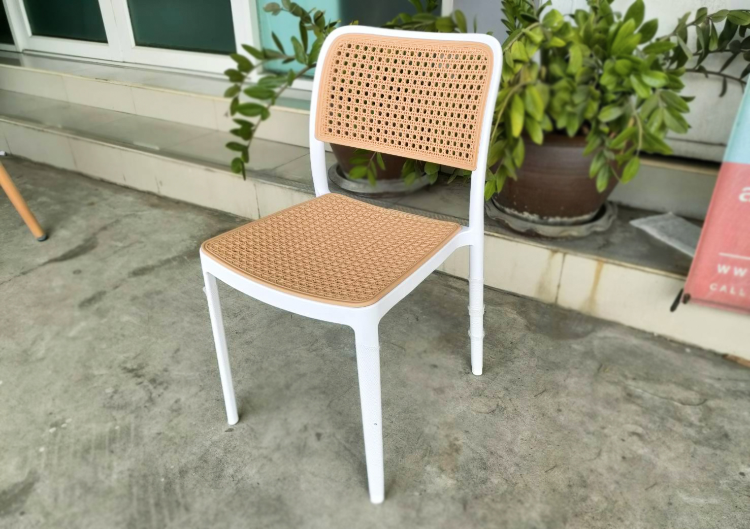 เก้าอี้พลาสติก เก้าอี้หวาย หวายเทียม เก้าอี้ร้านกาแฟ ร้านอาหาร สไตล์โมเดิร์น