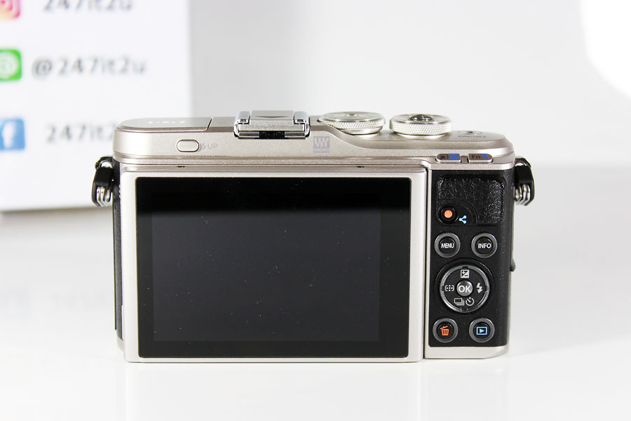Olympus E-PL9 Body สี silver ปกศ.