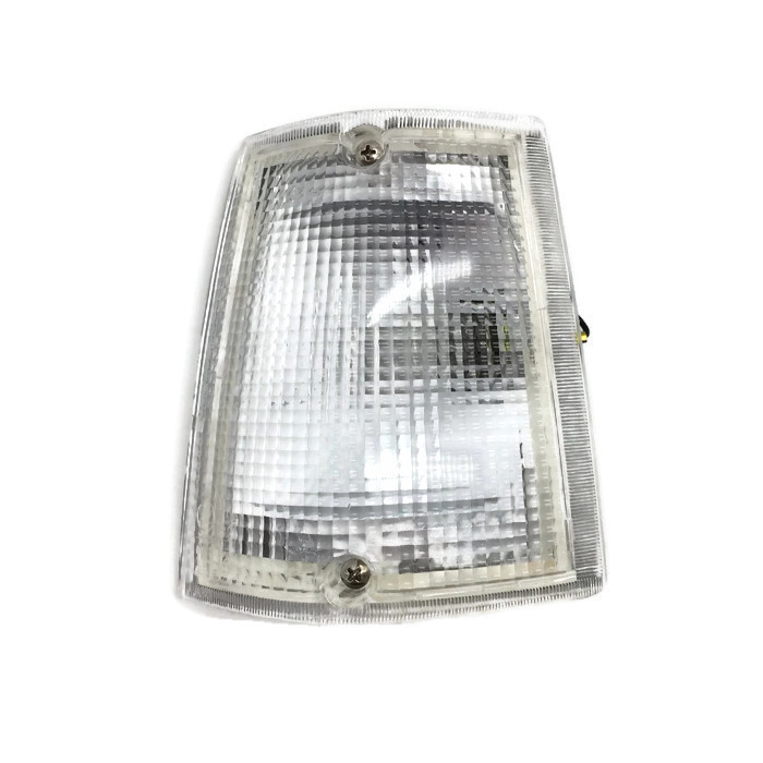 ไฟมุม MAZDA MAGNUM(แม็กนั่ม)/THUNDER(ธันเดอร์) ฝาขาว (งานO.E.M เทียบห้าง) -ราคาต่อดวง-