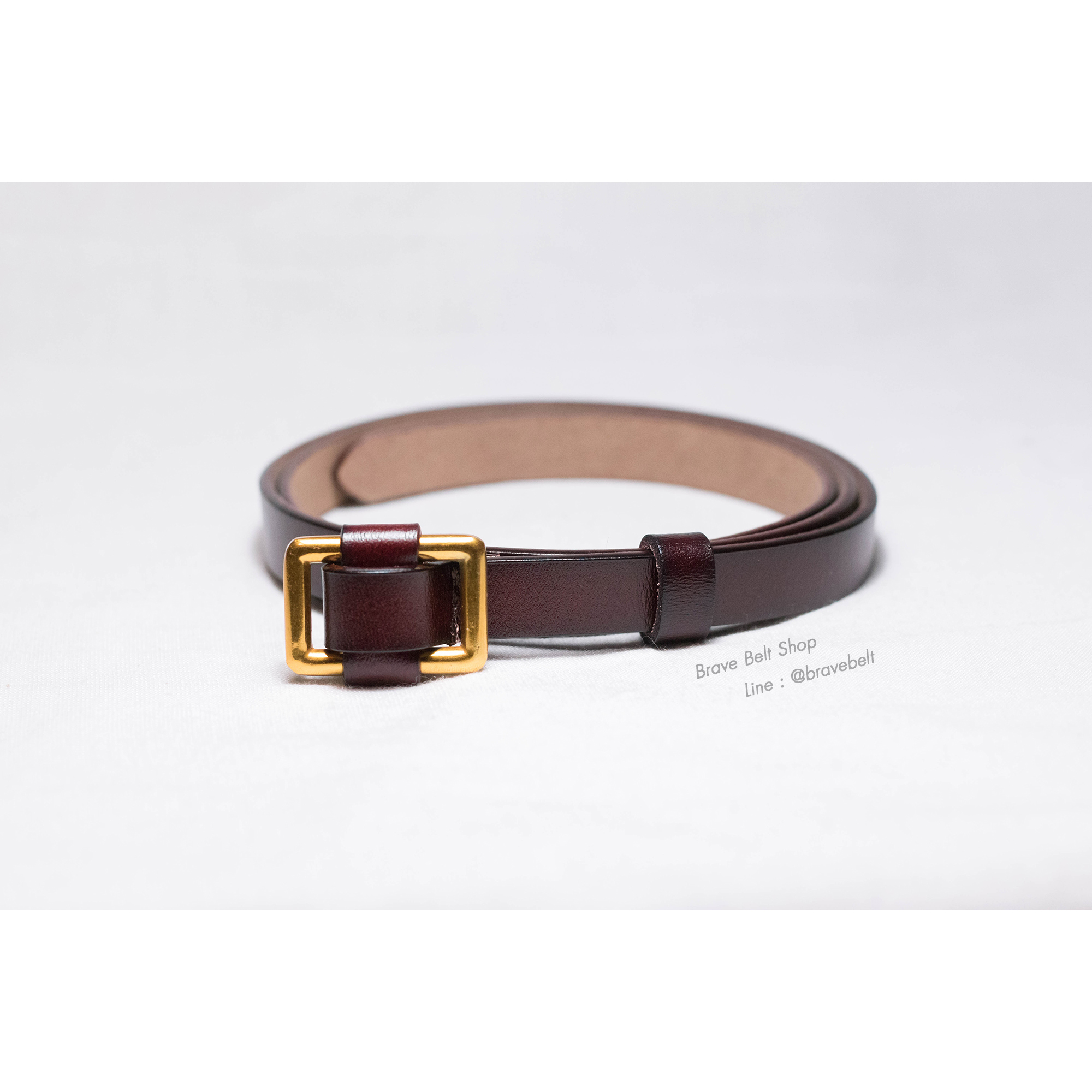 เข็มขัดสีเลือดหมูผู้หญิงน่ารัก หัวเข็มขัดสีทอง