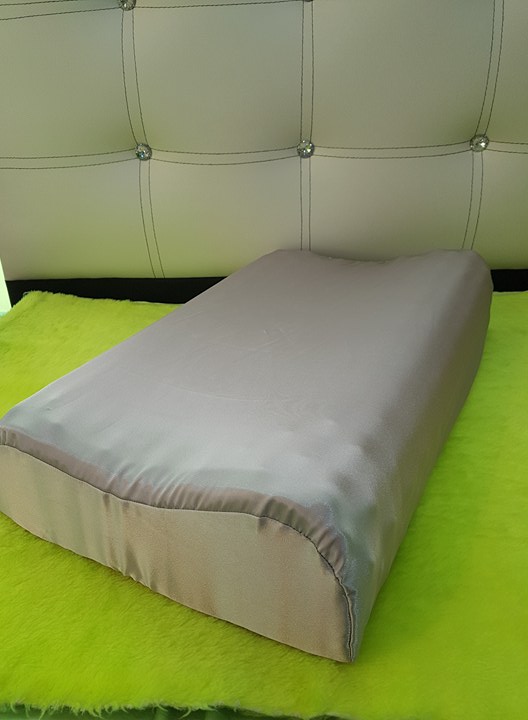 ปลอกหมอนผู้ใหญ่เข้ารูป*ผ้าซาติน*สีเทาบรอนทอง*เน้นหลับเย็นสบาย ตื่นมาไม่มีรอยยับบนใบหน้า ทรงผมไม่ชี้ฟู