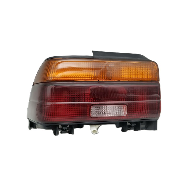 ไฟท้าย TOYOTA COROLLA(โคโรล่า) EE100/EE101-AE100/AE101 โฉมสามห่วง พร้อมขั้ว (O.E.M เทียบห้าง) (รหัส:AE101) -ราคาต่อดวง-