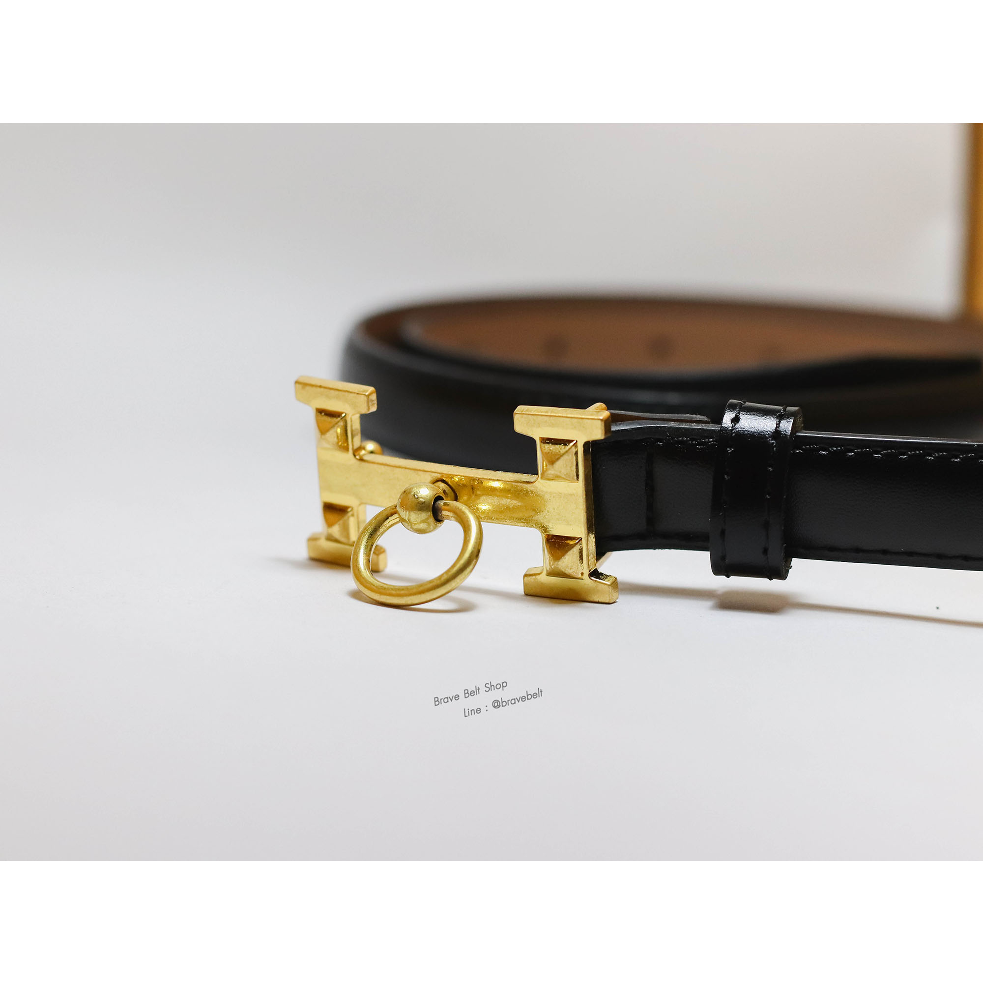 เข็มขัด hermes ของเราหัวเข็มขัดเป็นหัวเข็มขัดสีทองแบบแฟชั่นที่ดูดีมากๆ