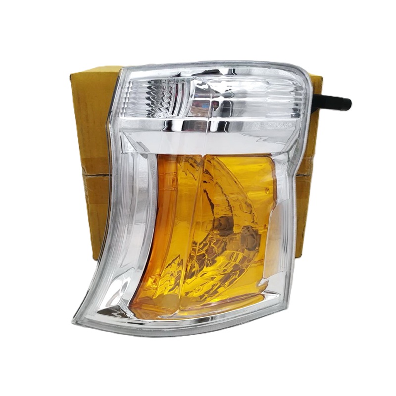 ไฟมุม NISSAN URVAN(เออแวน) E26(E25) ปี2007-2011(งานO.E.M เทียบห้าง) (รหัส : E26-07-08) -ราคาต่อดวง-