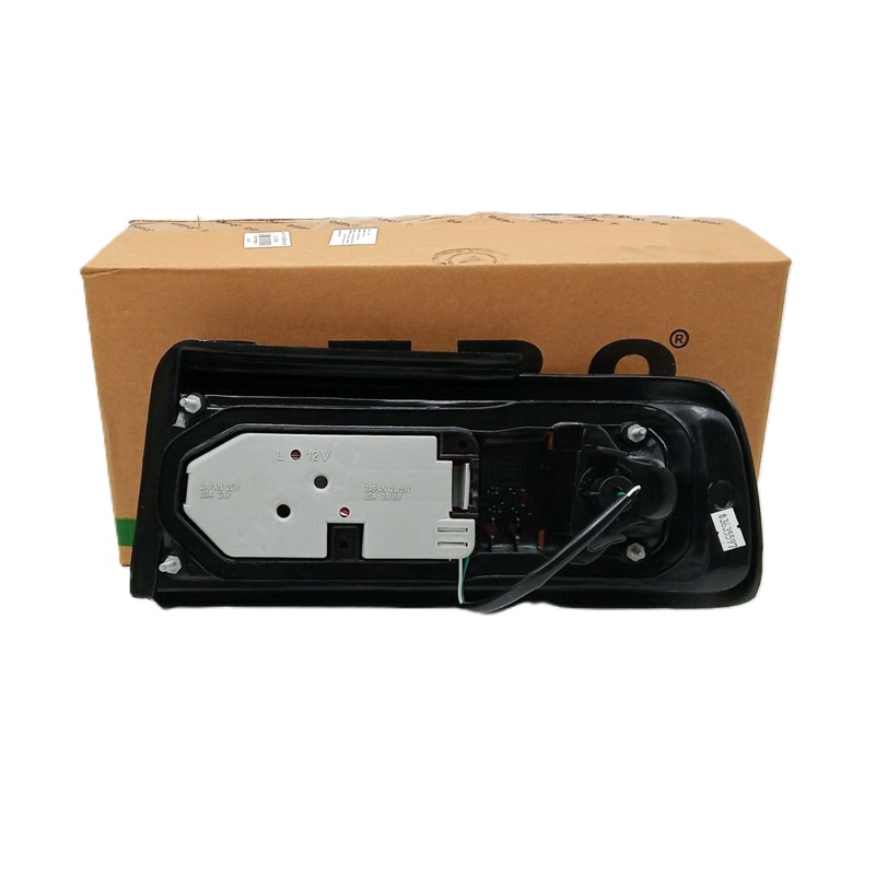 ไฟท้าย NISSAN SUNNY/SENTRA(เซนทรา) B13 ปี1990-1993 (งาน O.E.M เทียบห้าง) -ราคาต่อดวง-