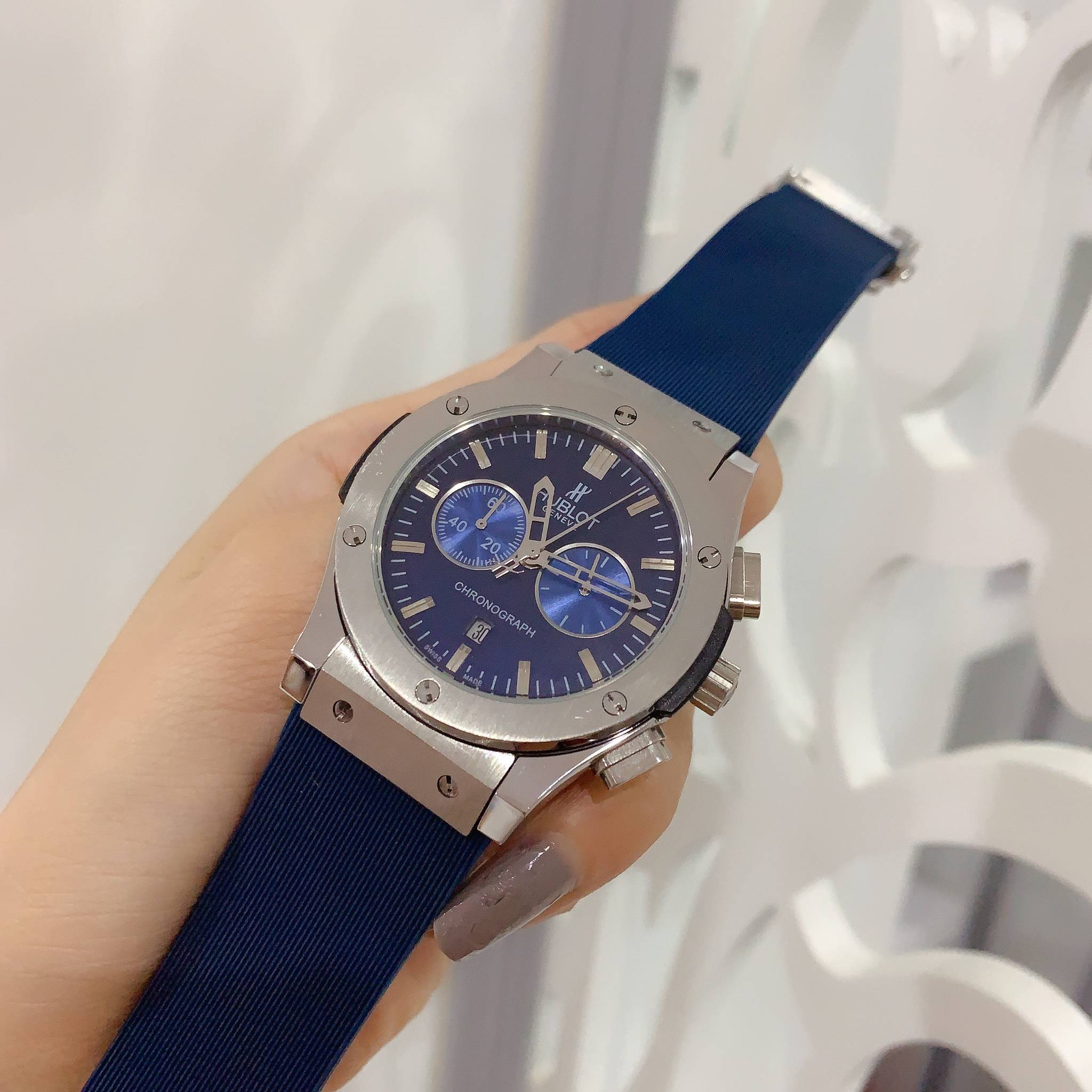 นาฬิกา Hublot Classic Fusion Automatic Blue Mirror Swiss